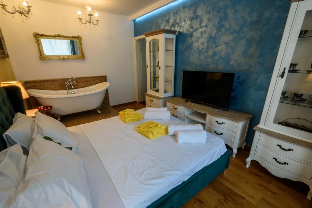 Ultracentral Luxury Apartment Kaloşvar Dış mekan fotoğraf